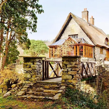 بيت للعطل Glengarriff Lodge